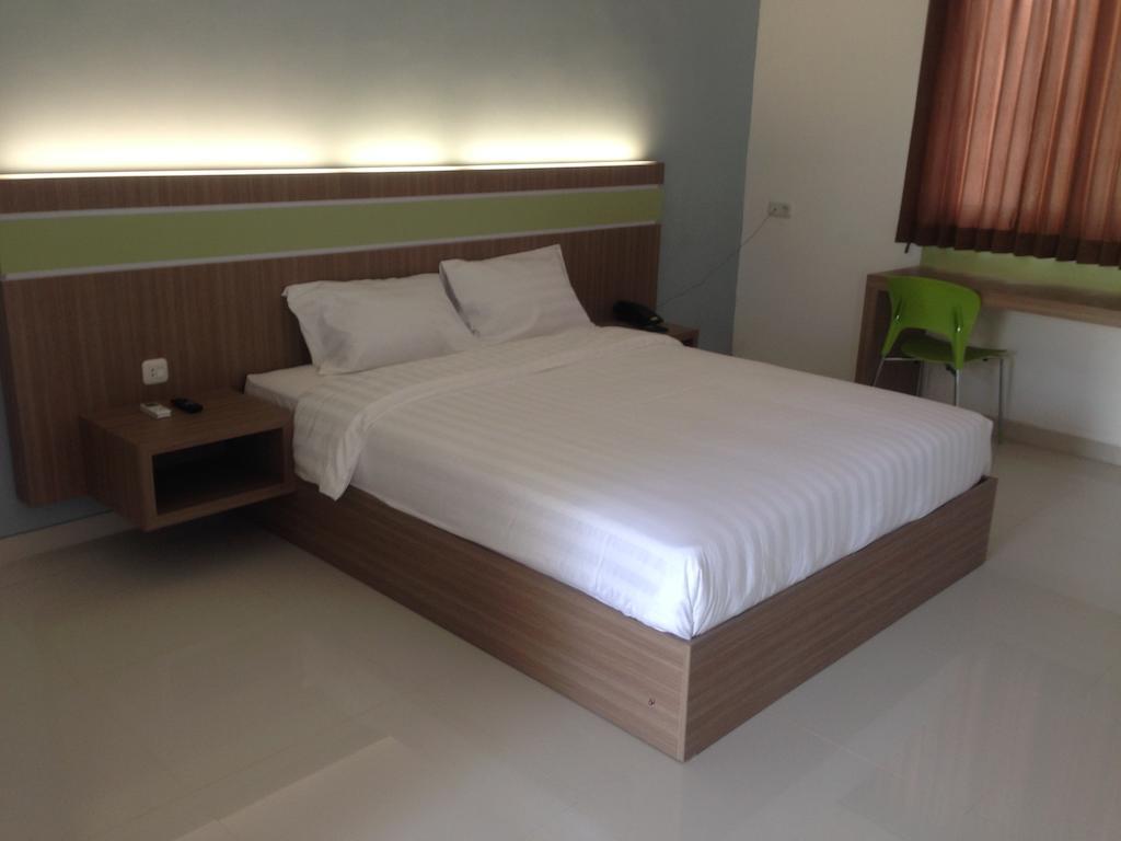 Rumah Cassa Guest House Surabaya Camera foto
